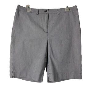 Anne Klein Sport Plus SZ 18 Stretch Bermuda Shorts Black & White PinStripes